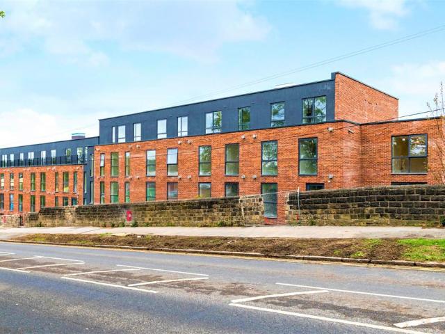 Flat for rent in Tunnel How Hill, Meanwood