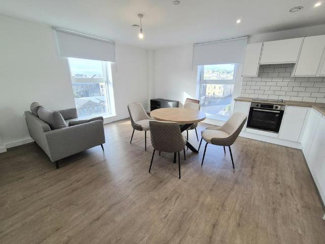 Apartment for rent in Woolshops, Calderdale