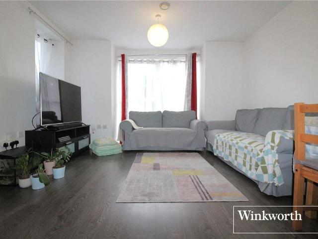 Apartment for rent in Elstree and Borehamwood, Borehamwood