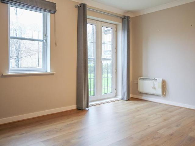 Apartment for rent in Falcon Lodge, Wales
