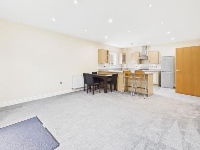 Apartment for rent in Littleover, East Midlands