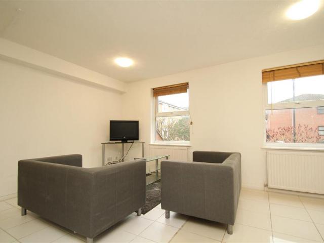 Flat for rent in Kentish Town, Isle Of Man