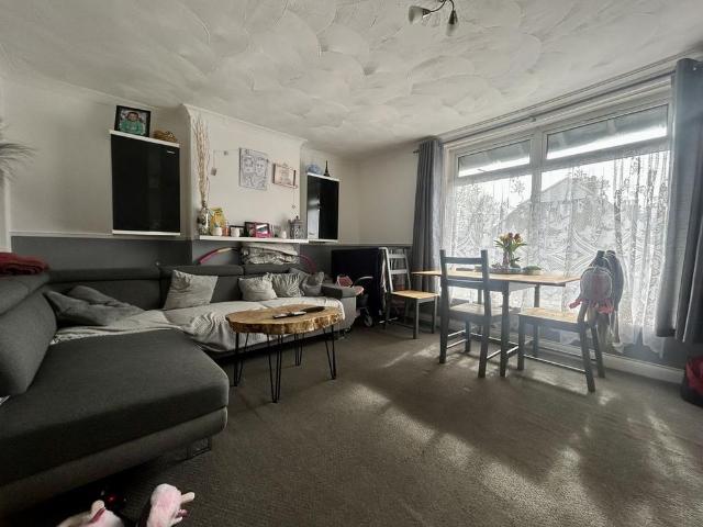 Apartment for rent in North Bersted, Arun