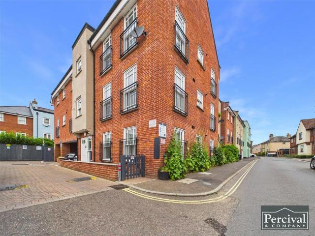 Flat for rent in Sudbury, Chelmondiston