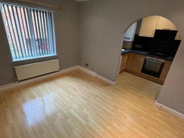 Apartment for rent in Woodhouse, West Yorkshire