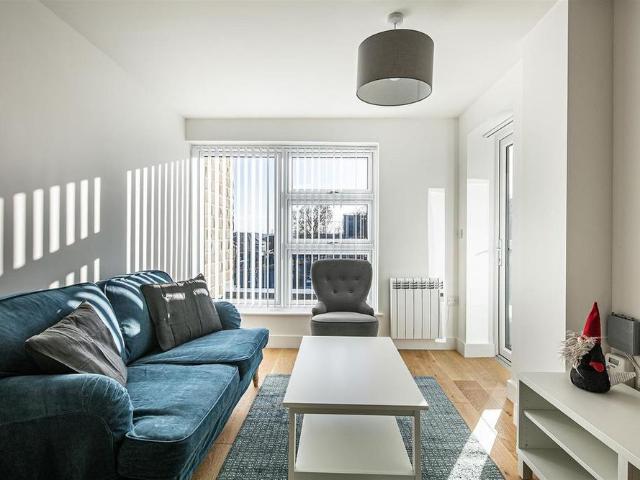 Apartment for rent in Saint George's, Netherthorpe