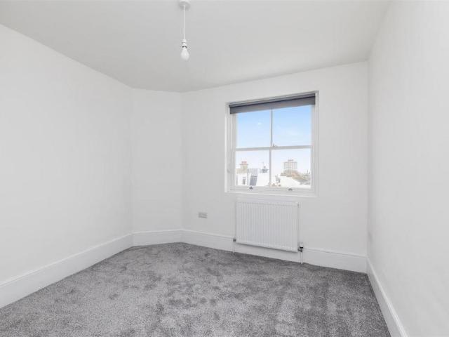 Apartment for rent in Brunswick, Brighton & Hove
