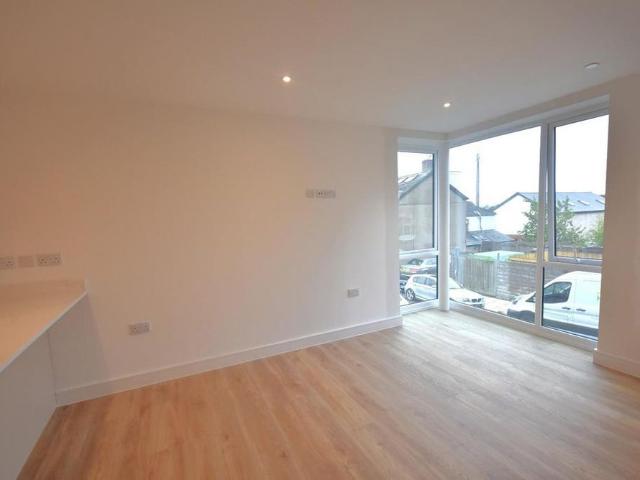 Apartment for rent in Penarth Marina, Penarth