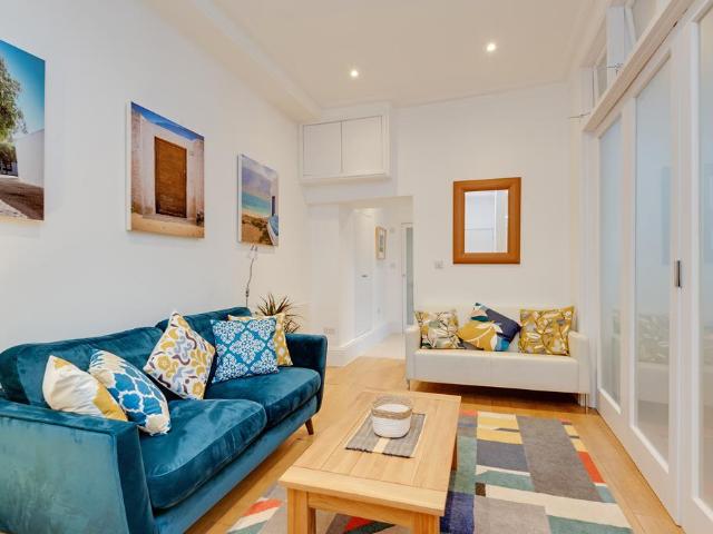 Flat for rent in Maida Vale, Greater London
