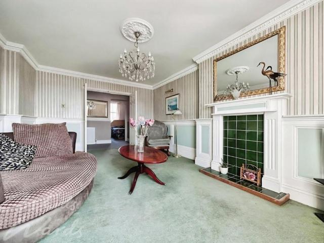 Apartment for rent in East Cliff, Acol