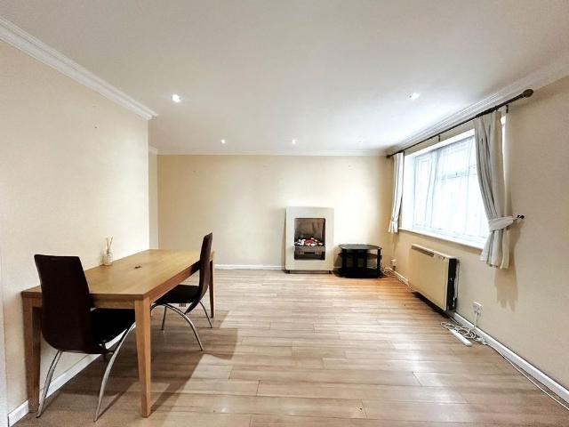 Apartment for rent in Black Bourton, Oxfordshire