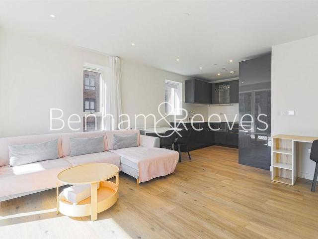Apartment for rent in Alexandra Gate, Greater London