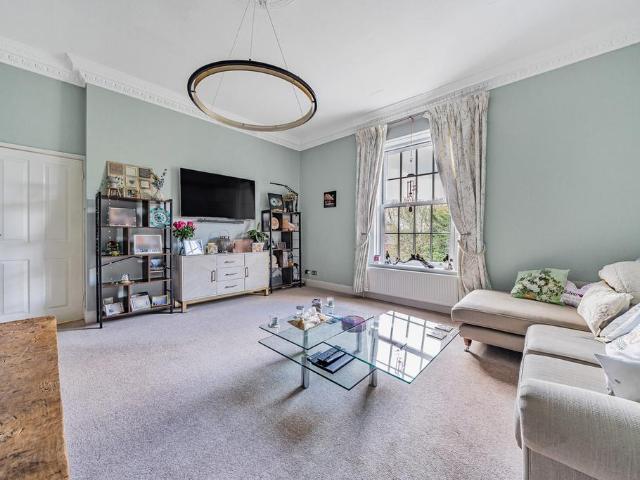 Flat for rent in Bickley, Greater London