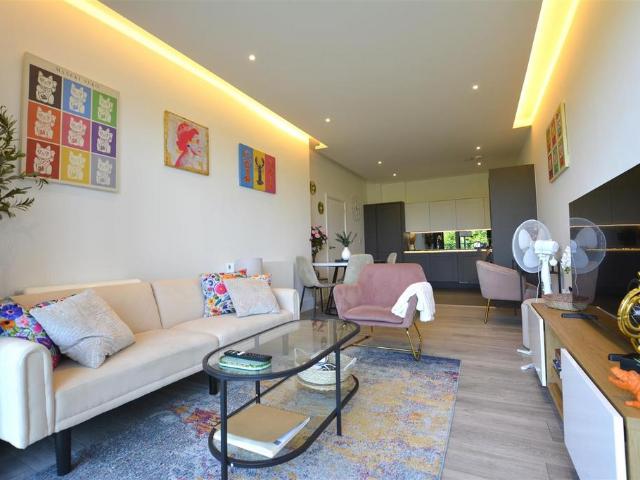 Flat for rent in Hutton, Navestock Side