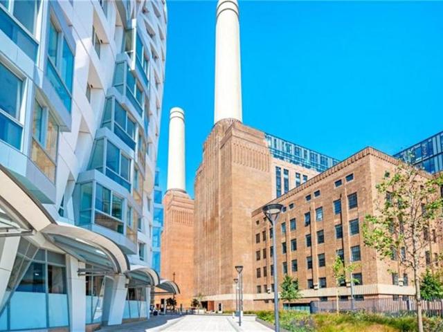 Flat for rent in Nine Elms, Greater London