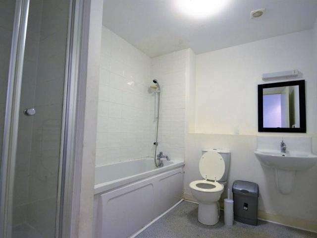 Apartment for rent in Hulme, Georgia