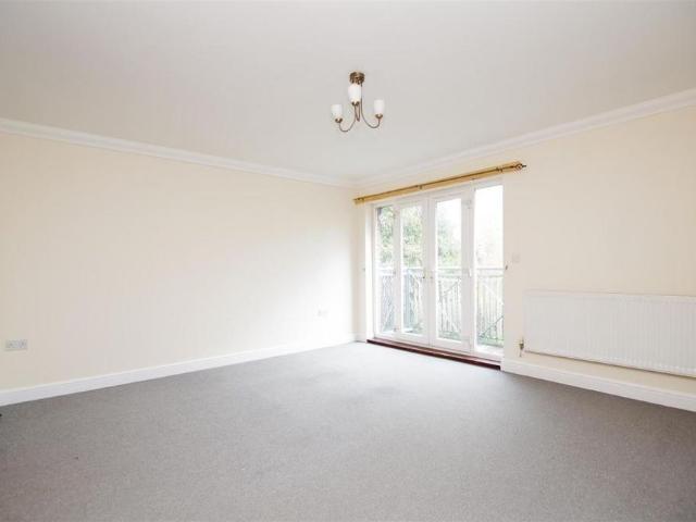 Apartment for rent in Old Town, Swindon