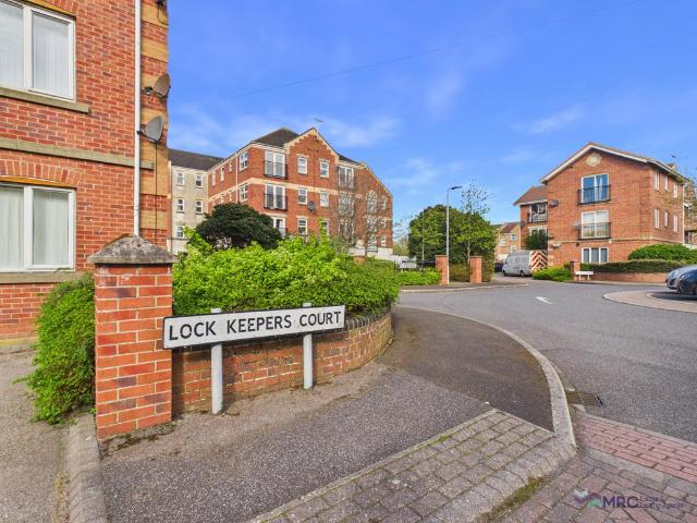Flat for rent in Victoria Dock, Hull