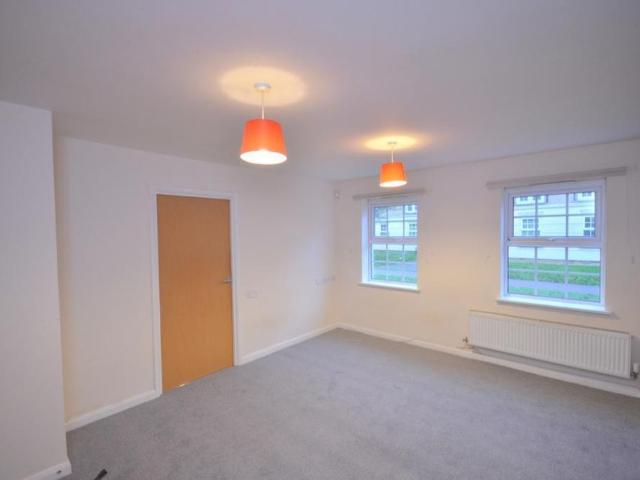 Apartment for rent in Far Cotton and Delapre, Far Cotton