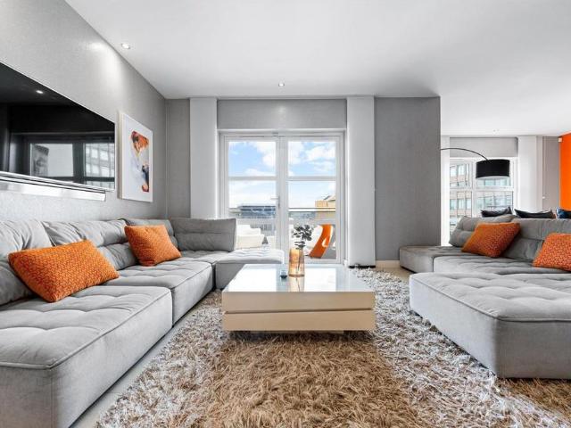 Apartment for rent in Castle Quarter, Falcon Lodge