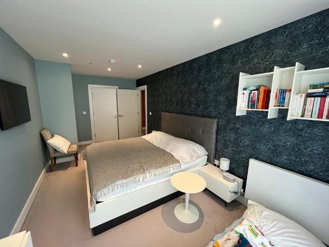 Apartment for rent in East Greenwich, Greater London