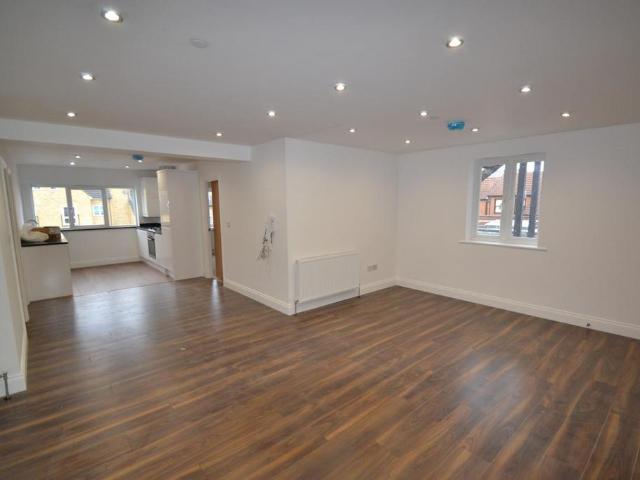 Flat for rent in Broxbourne, Hertfordshire