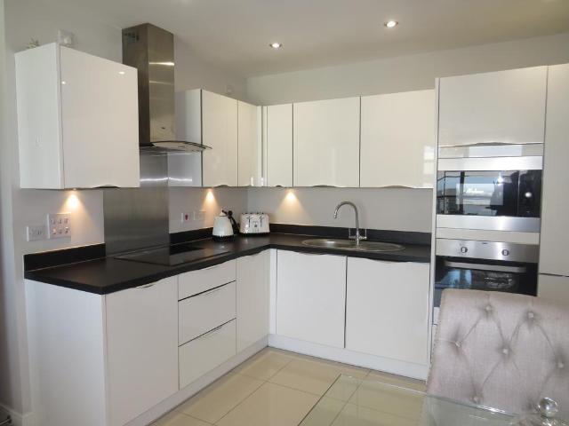 Flat for rent in Cardiff International Sports Village, Falcon Lodge