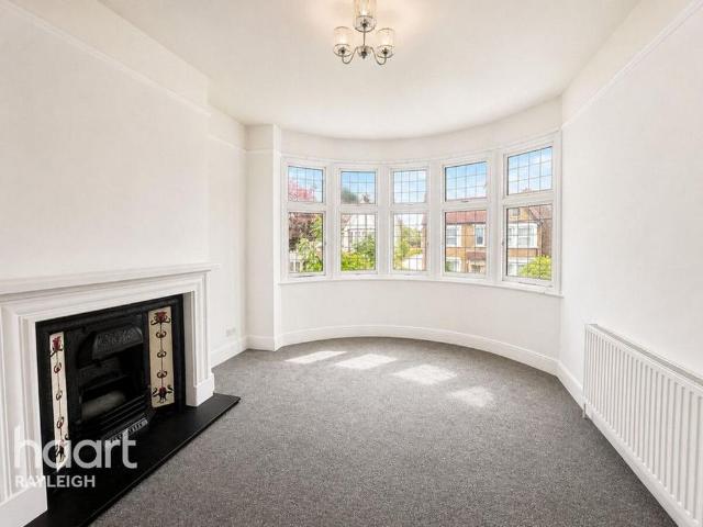 Apartment for rent in Southend City Centre Neighbourhood, Alton Barnes