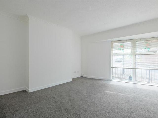 Apartment for rent in Mosside, Coatbridge