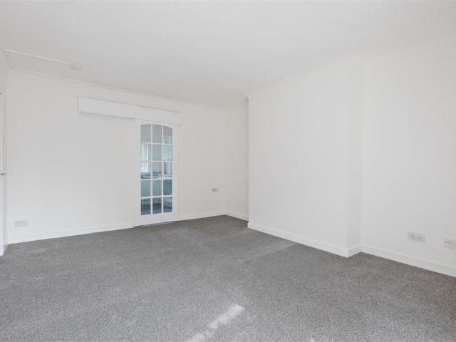 Apartment for rent in Mosside, Coatbridge