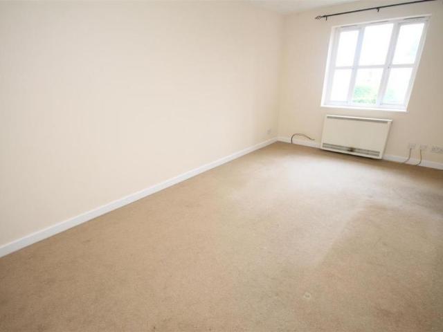 Apartment for rent in Southcourt, Aylesbury