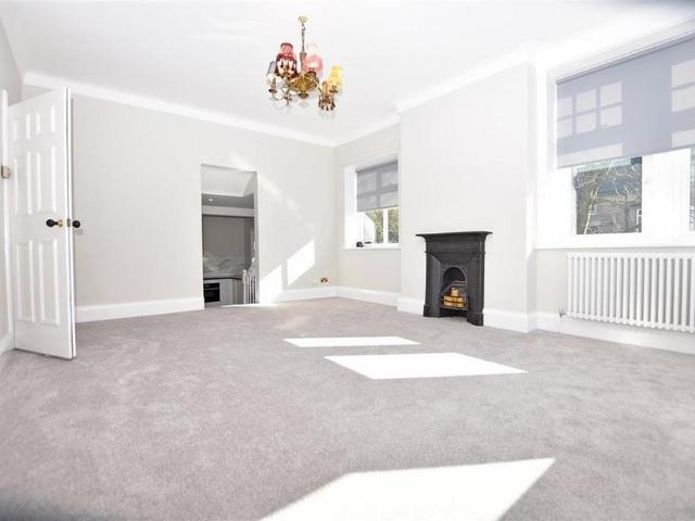 Apartment for rent in Duchy, Harrogate