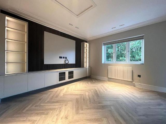 Apartment for rent in Gants Hill, Greater London