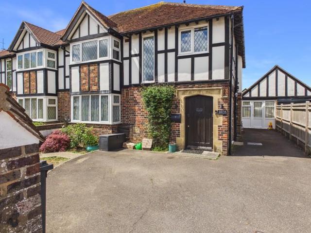 Flat for rent in West Worthing, Worthing
