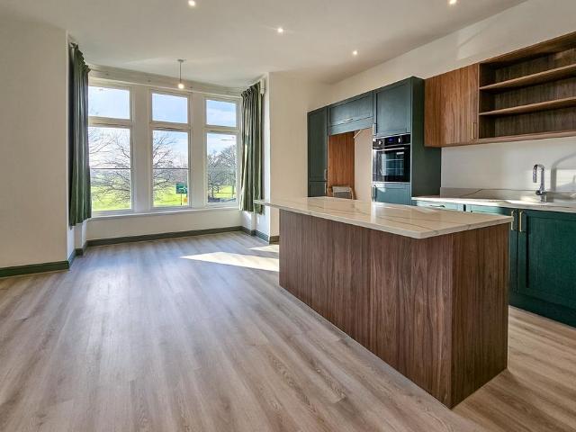 Flat for rent in High Harrogate, Harrogate