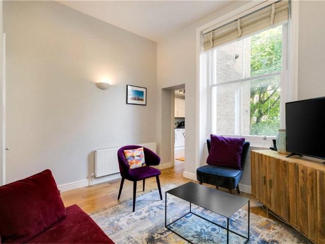 Apartment for rent in Earl's Court, Greater London