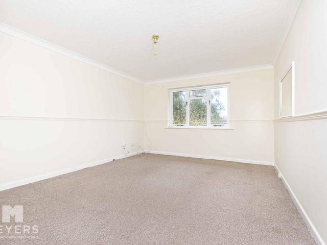 Apartment for rent in Jumpers Corner, Christchurch