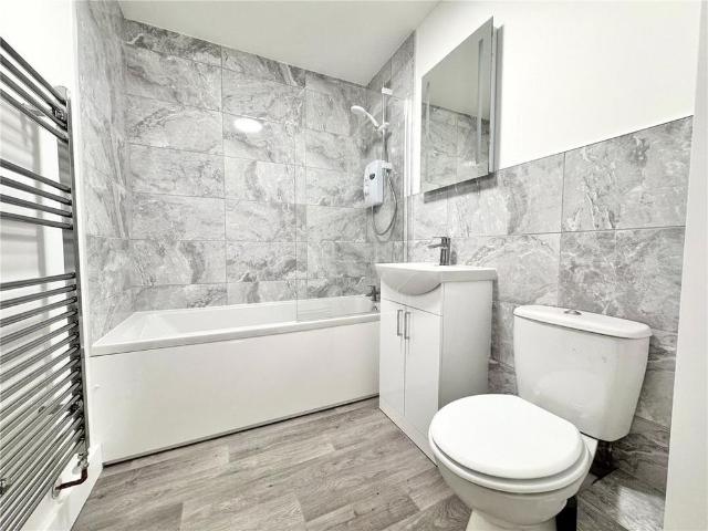Apartment for rent in Branksome, Poole