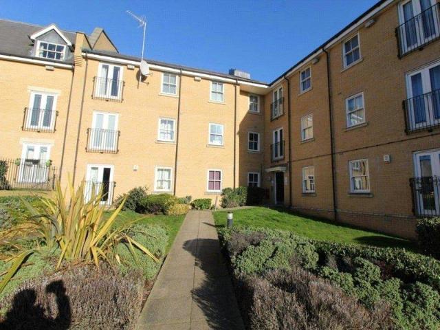 Flat for rent in The Dales, Key Street