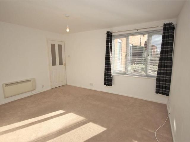 Apartment for rent in Emmbrook, Wokingham