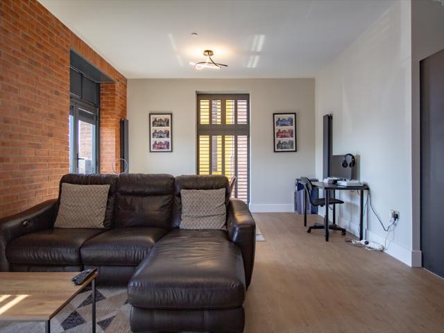 Apartment for rent in Elmfield, Leicestershire