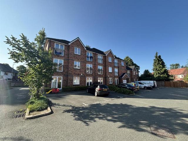 Flat for rent in Georgia, Greater Manchester
