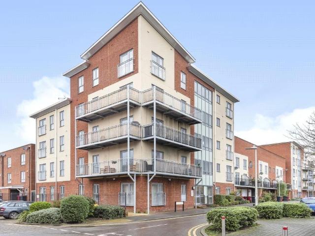 Flat for rent in Reading