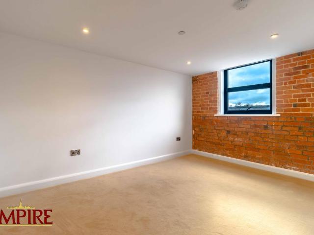 Flat for rent in Beamhurst, Staffordshire