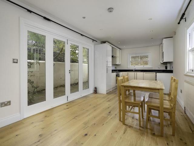 Flat for rent in Holloway, Lower Holloway