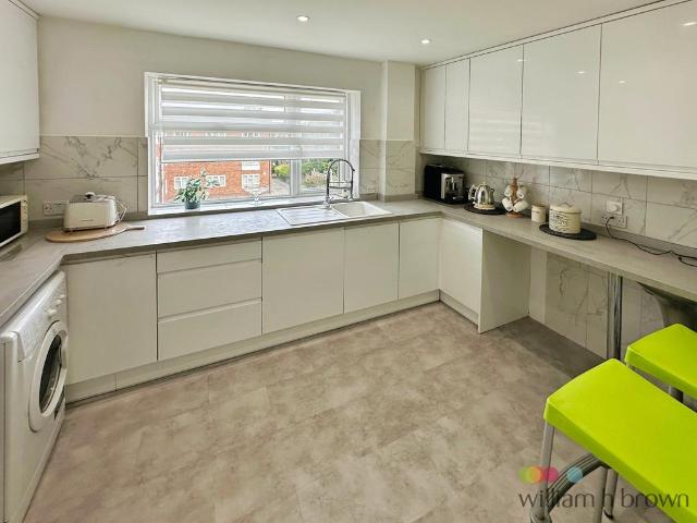 Flat for rent in Ermine West, Brayford