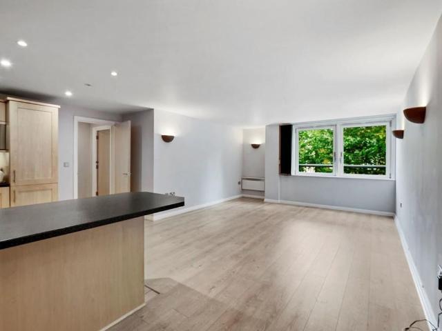 Apartment for rent in Clarendon, Ash