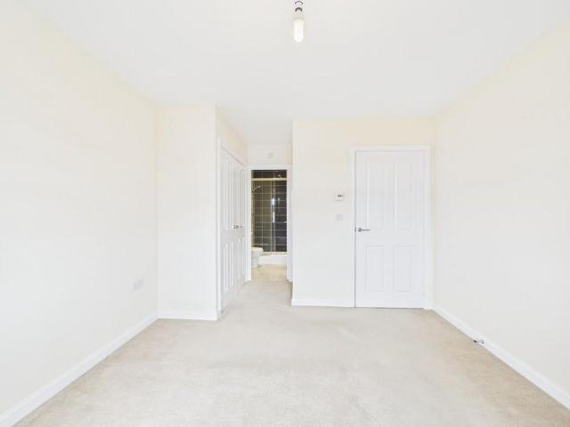 Apartment for rent in Wickhurst Green, Horsham
