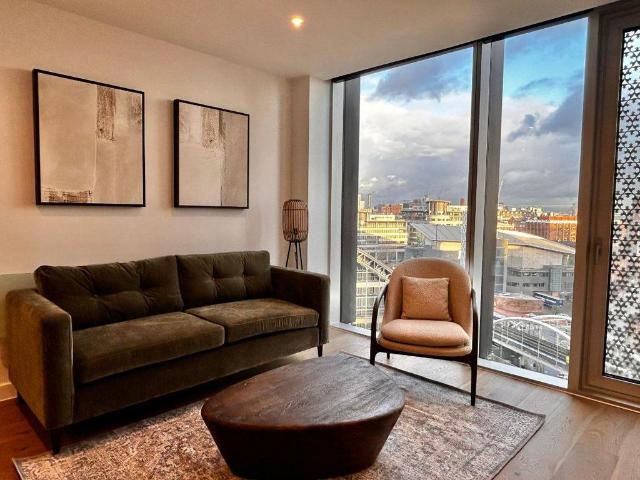 Flat for rent in City Centre, Georgia