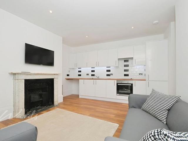 Apartment for rent in East Cliff, Acol